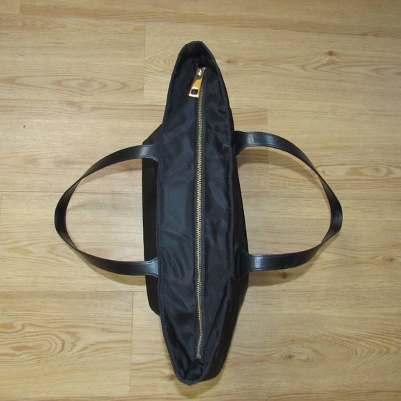 Marc Jacobs Wingman Nylon Tote Bag Black 18x12 - Picture 5 of 7